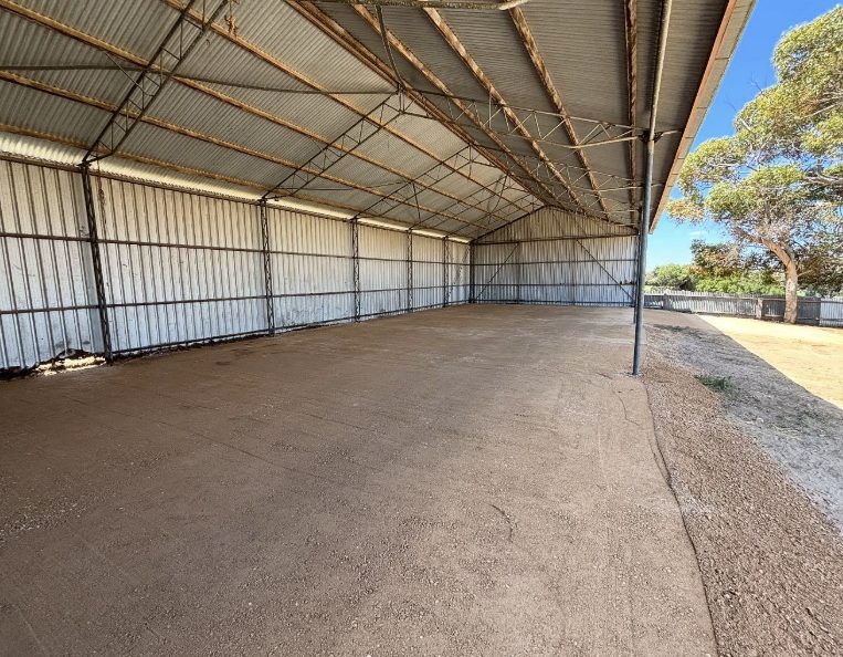 Jervois shed pad preparation